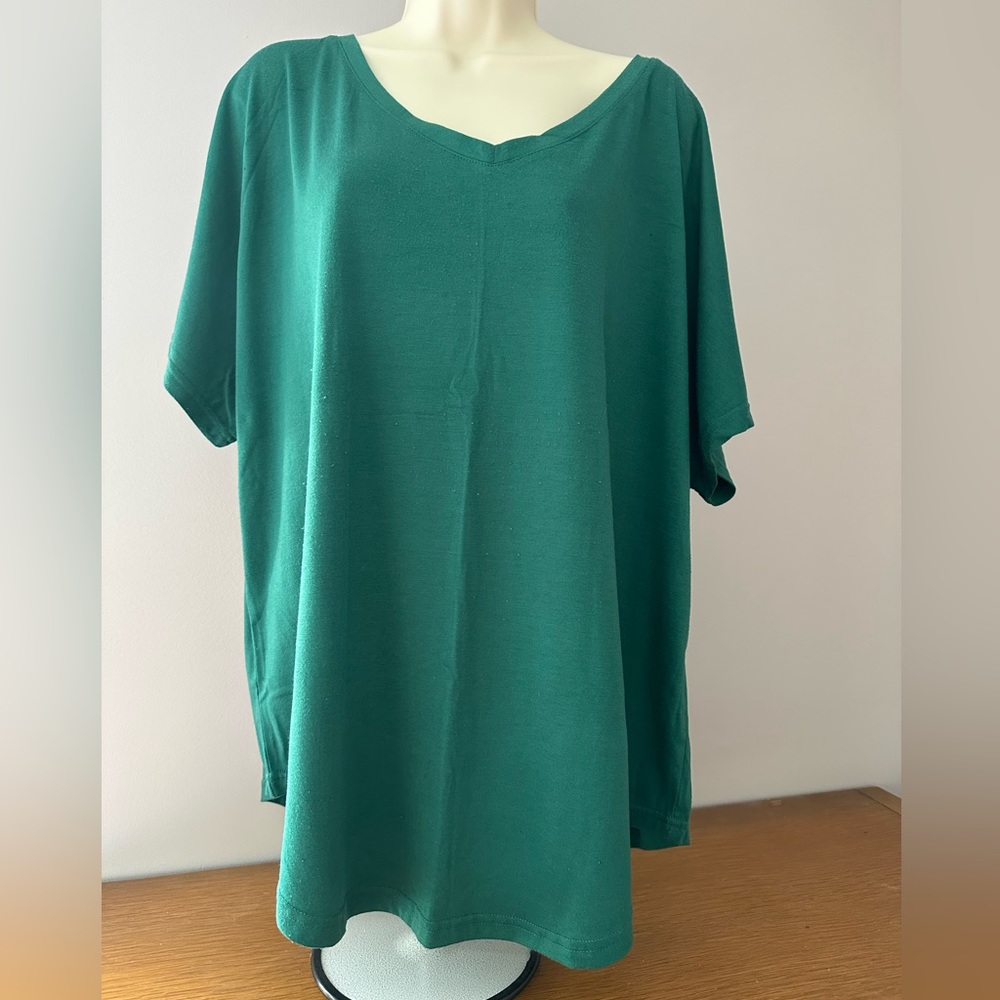 NSQTBA (Amazon) short sleeve tee, size XXL